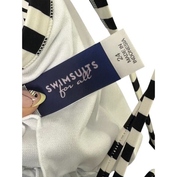 Swimsuits For All Black & White Floral Loop Strap Tankini Top Size 24 New - Picture 5 of 7